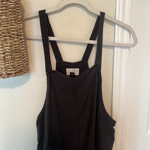 Available - Gray overall jumpsuit